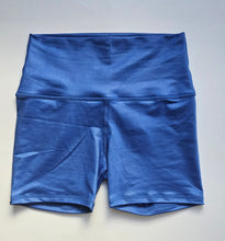 Load image into Gallery viewer, Metalized Short