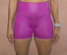 Load image into Gallery viewer, Metalized Short