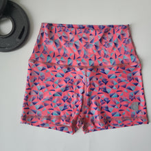 Load image into Gallery viewer, Kalsu Womens Short
