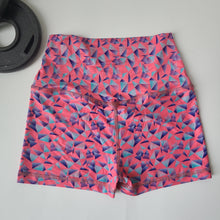 Load image into Gallery viewer, Kalsu Womens Short
